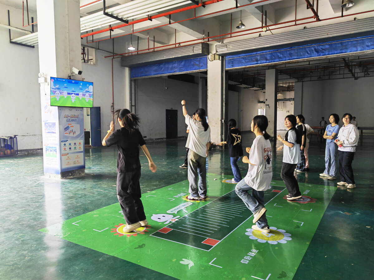 重庆川维中学体育角.jpg